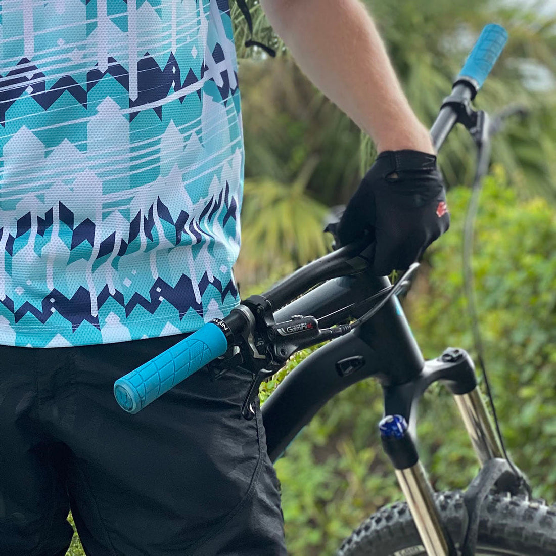 Villain - Arrest 1st Offense - MTB Grips